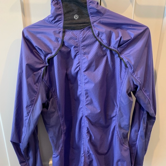 Lululemon Jacket 🍋 - Picture 2 of 3